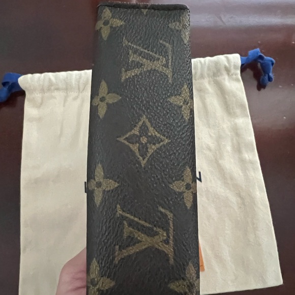 SOLD Authentic Louis Vuitton Toiletry 15 - Picture 9 of 10